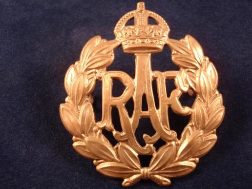 K/C R.A.F other Ranks Brass Cap Badge