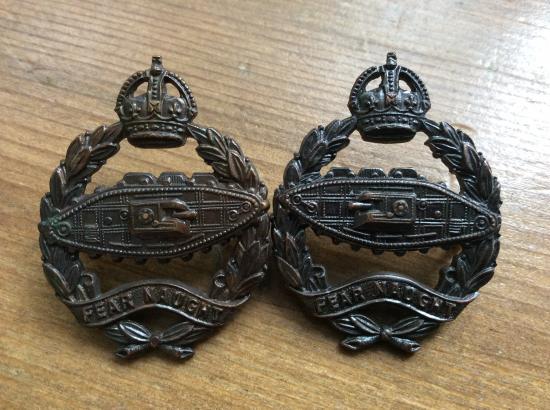 WW2 Royal Tank Regiment OSD Collar badges
