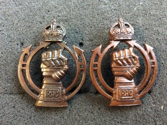 WW2 Royal Armoured Corps OSD Collar badges