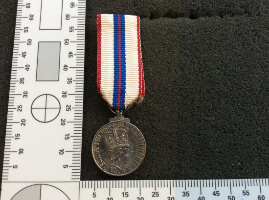 1977 Queens Jubilee Miniature Medal