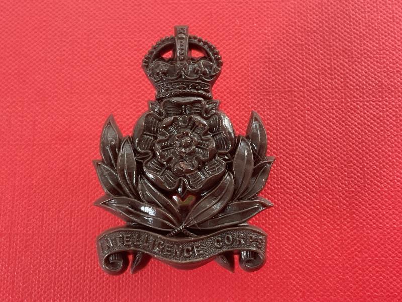 WW2 Intelligence Corps economy cap badge
