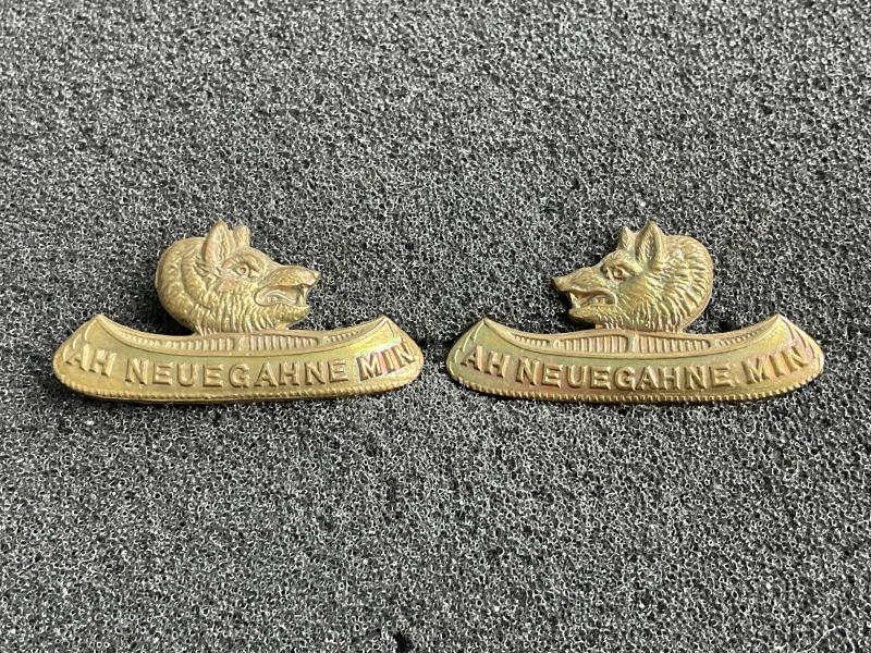 Algonquin Regt or Northern Pioneers brass collar badges