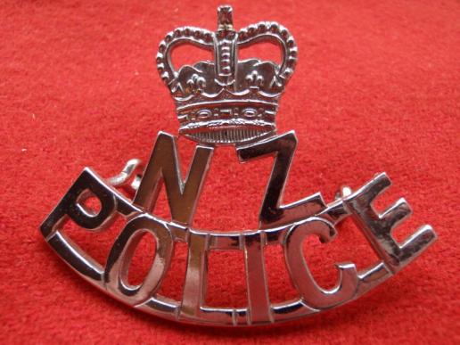 Q/C N.Z Police Cap Badge