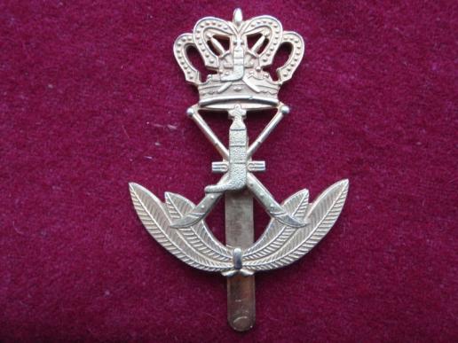 Omani Air Force Cap Badge