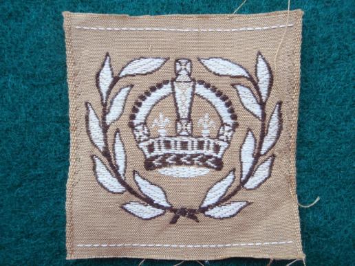 Australian W.O Summer Issue Silk Rank Badge K/C