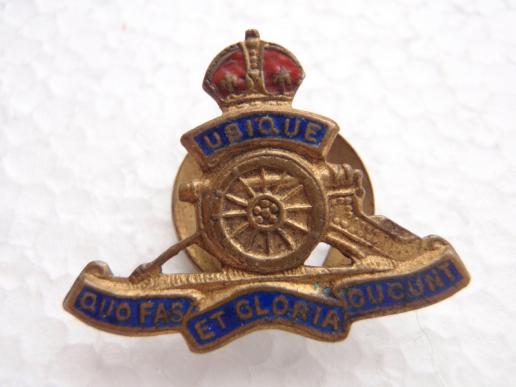 WW1/2 R.A Button Hole Badge