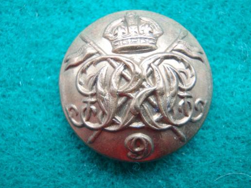 9th Queens Royal Lancers Large Button 