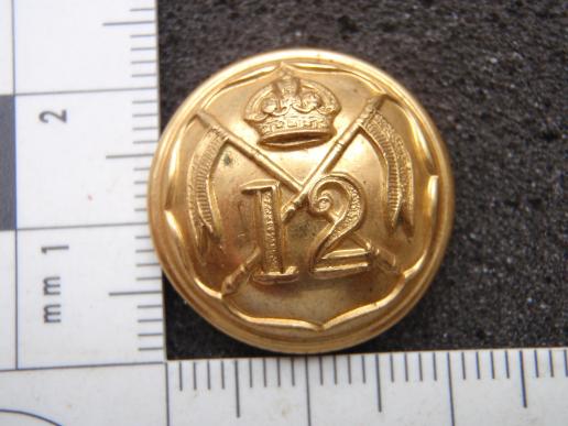 Post 1902 12th Royal Lancers Officers Gilt button