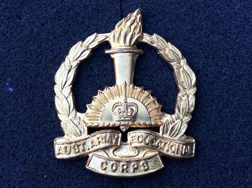 Royal Australian Army Educational  Corps 1953-60 Hat badge