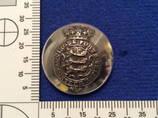 QVC Cinque Ports Volunteer Rifles Officers Button 