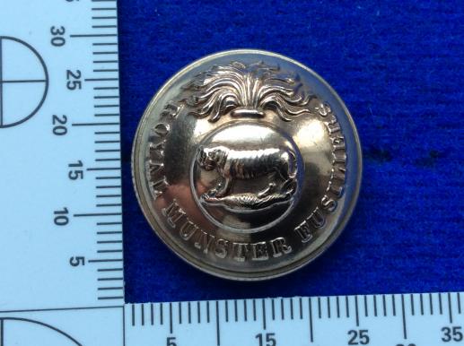 Royal Munster Fusiliers 1881-1922 Officers Button 