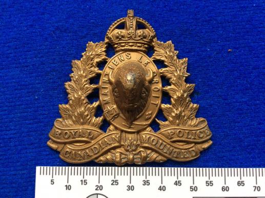 K/C Royal Canadian Mounted Police ( R.C.M.P) Cap badge
