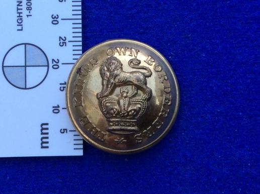 QVC THE KINGS OWN BORBERERS, Gilt Officers Button 