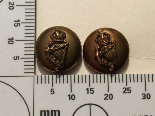 Post 1902 Irish Guards Officers 2 part hat buttons 