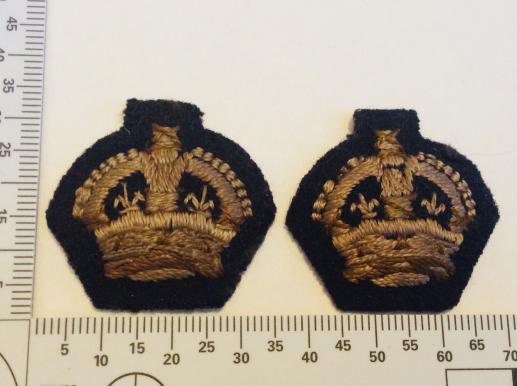 WW2 R.E or R.A dark blue backed padded Majors Crowns