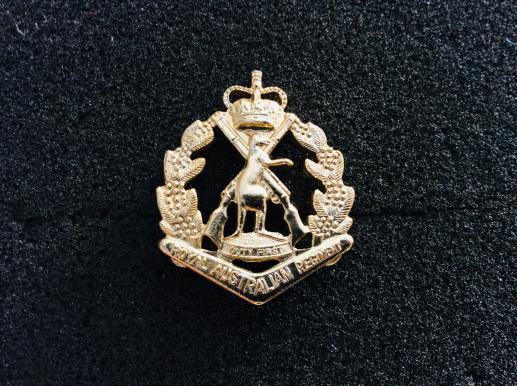 Royal Australian Regiment ( RAR) Anodised Collar Badge 