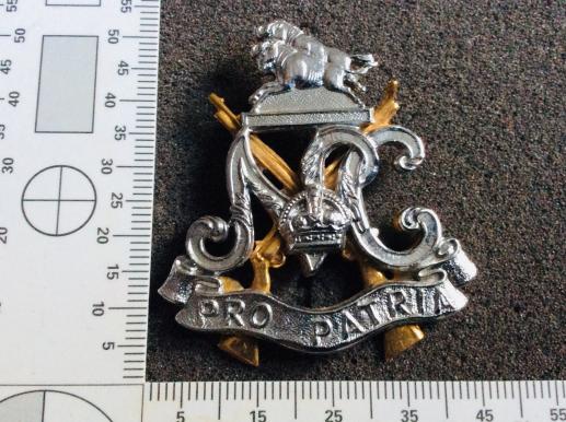 Post 1964 South African Natal Carabiners Cap badge