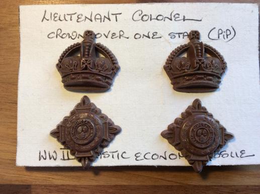 WW2 Plastic Economy issue Lieutenant Colonels Rank badges