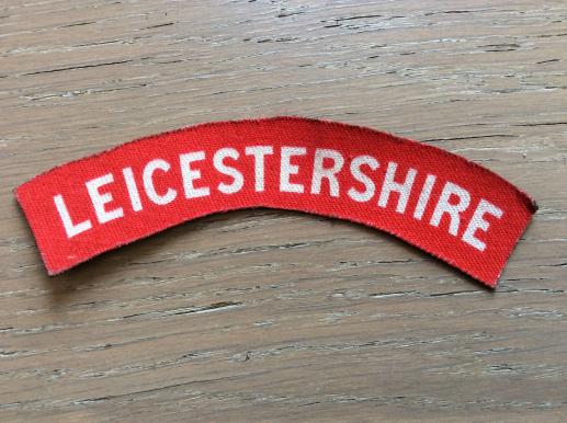 WW2 Printed LEICESTER Shoulder Title 