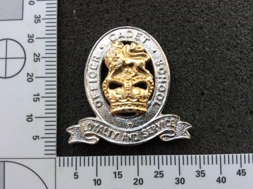 Australian Army Officer cadet School Anodised Collar badge