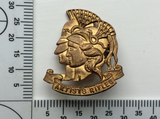 The 28th Country Of London (Artists Rifles) Gilt Sweetheart 
