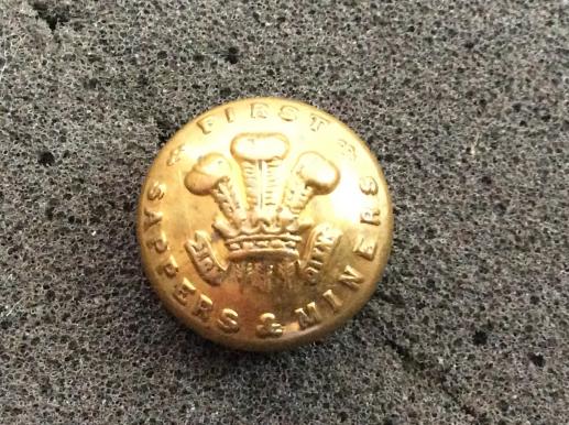 Indian Army First Sappers & Miners Button 