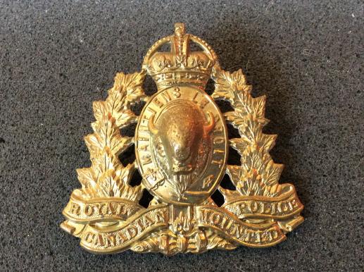 K/C Royal Canadian Mounted Police Cap badge