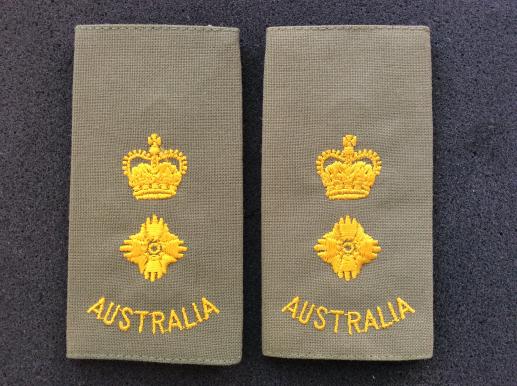 Australian Lieutenant-Colonel summer issue Rank slides