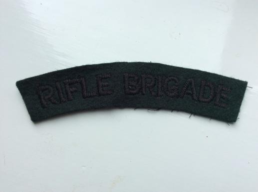 WW2 RIFLE BRIGADE cloth Shoulder title 