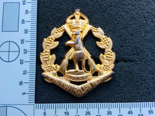 K/C Royal Australian Regiment ( R.A.R) Skippy Hat badge