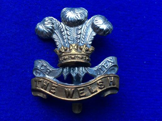 WW1 The Welsh Regiment bi-metal Cap badge