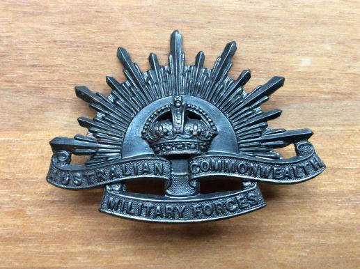 WW1/2 Australian Military Forces Rising Sun slouch Hat badge