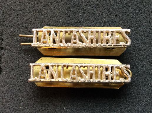LANCASHIRES ( Queens Lancashire Regiment) 1st Pattern titles