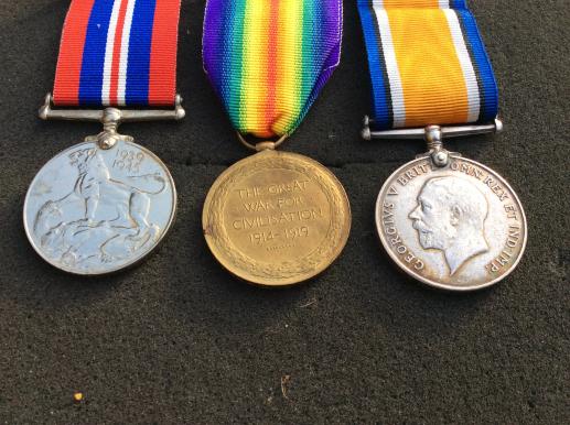 Australian 8th Batt medals to W.ALLAN , Anzac & France 1914-19