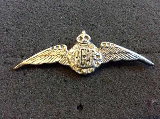 RCAF ( Royal Canadian Air Force) Sweetheart brooch 