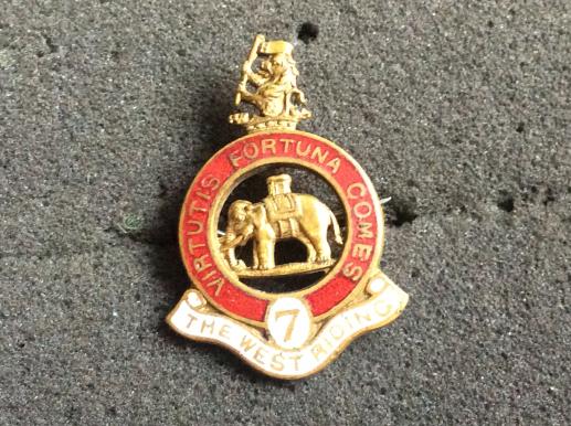 WW1 7th Battalion The West Riding Regiment Lapel Badge 