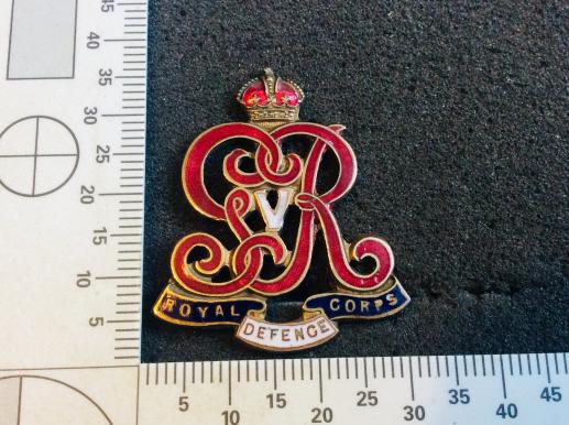 WW1 Royal Defence Corps Gilt & enamel badge