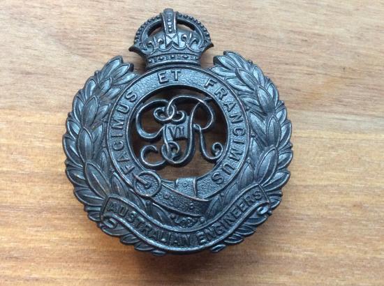 WW2 Australian Engineers Cap / Hat badge