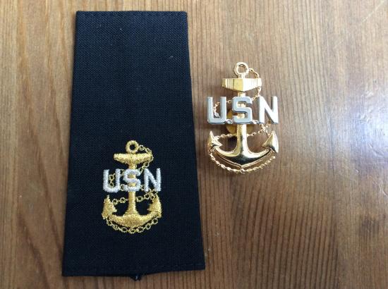 U.S.N Chief Petty Officers Cap Badge And Rank slide