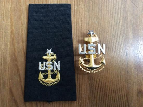 U.S.N Senior Chief Petty Officers Cap Badge & Rank slide