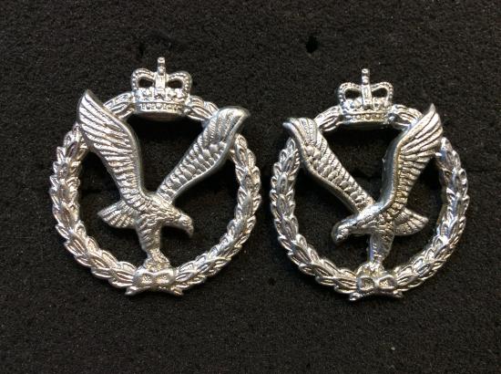 Army Air Corps, brushed sliver finished collar badges