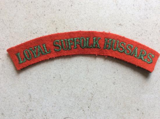 LOYAL SUFFOLK HUSSARS cloth Shoulder Title