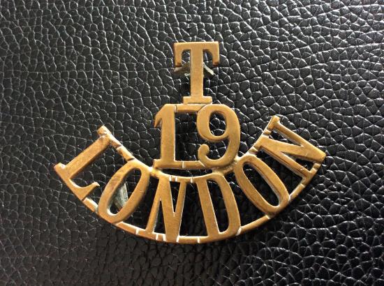 T/16/LONDON ( 16th County Of London) Shoulder title