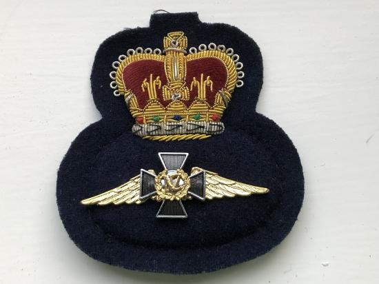 Q/C R.N.Z.A.F Chaplains department padded bullion cap badge