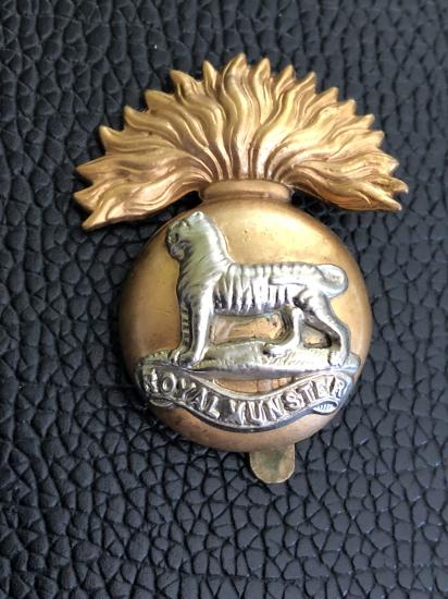 The Royal Munster Fusiliers bi- metal cap badge