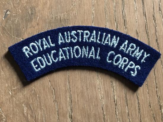 Royal Australian Army Educational Corps cloth shoulder title