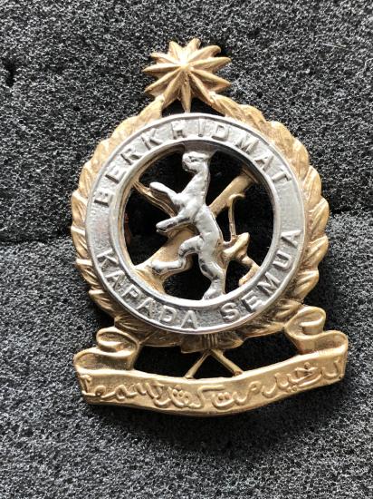 Malaya Armed Forces maintenance Corps cap badge
