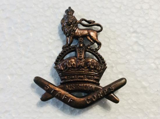 Australian Staff Corps Cap Badge 1930-42 in bronze.