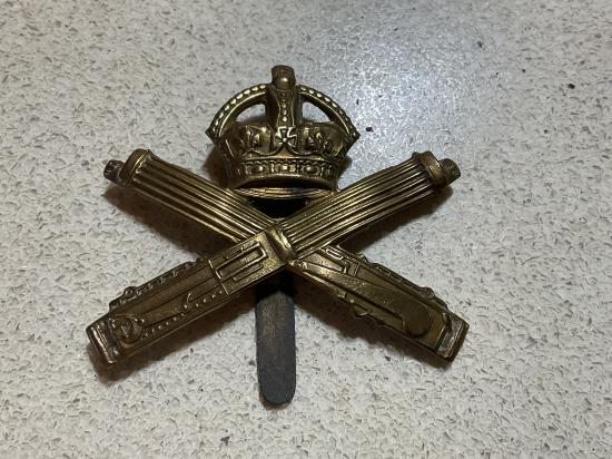 WW1 Machine Gun Corps brass cap badge