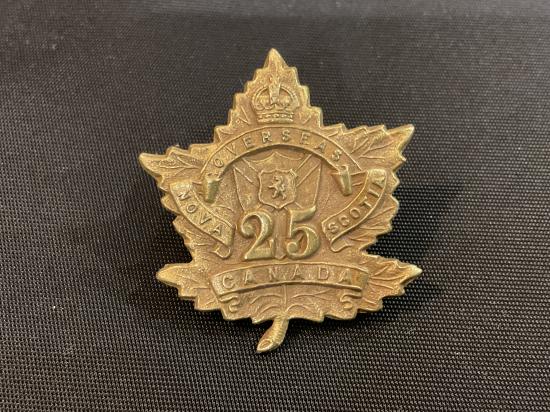 WW1 25th Battalion (Nova Scotia) C.E.F collar badge by Gaunt